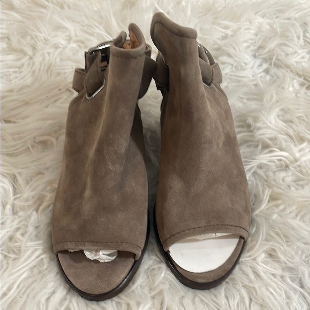 FRYE Dani Shield Sling Peep-Toe Ankle Boot Dark Taupe Booties Leather Size 6 NEW - Picture 2 of 16